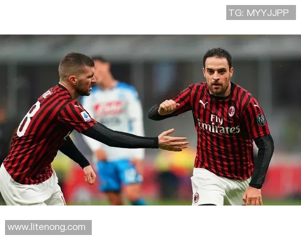 AC米兰与亚特兰大战役提前预示意甲冠军争夺战精彩纷呈