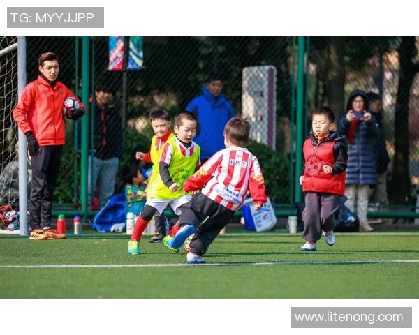 围绕湘超足球发展探索地方体育文化振兴与青训体系完善路径新思考