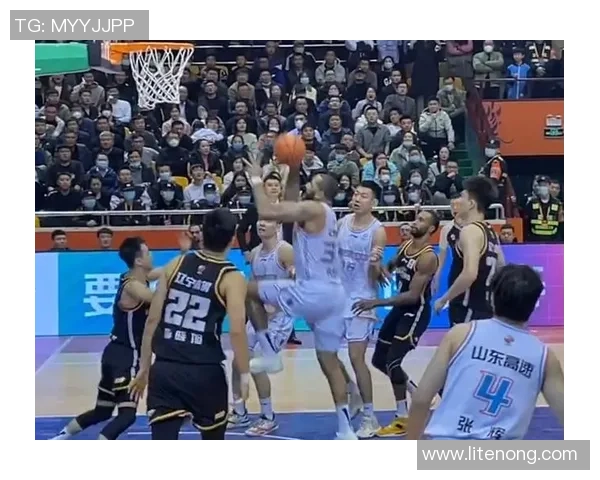 辽宁本钢与新疆广汇强强对决 决胜时刻谁能笑到最后